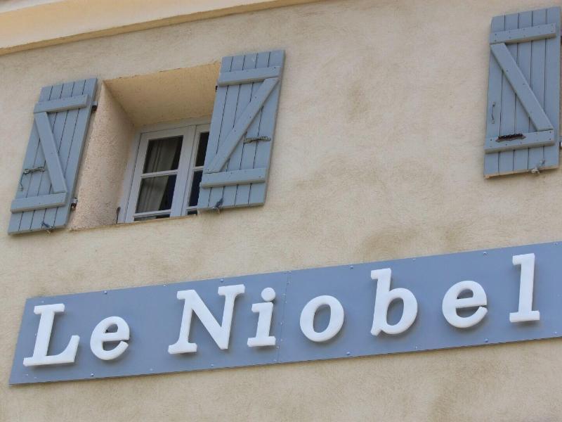 Hotel Le Niobel - Hotel De Charme Бельгодер Экстерьер фото